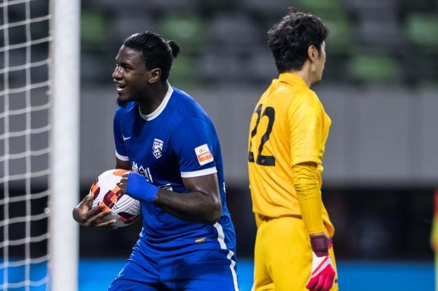 ‍【中超前瞻】京沪大战一触即发 武汉三镇冲12连胜